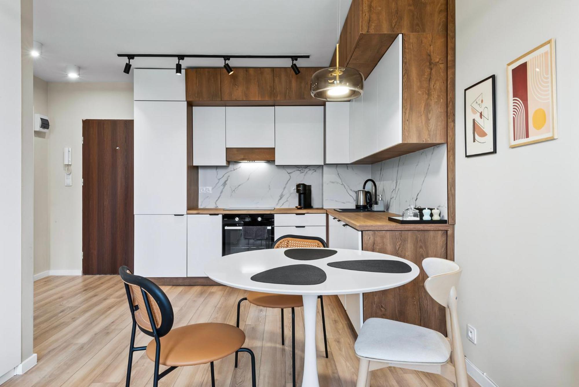 Rentplanet - Apartament Miedzynarodowa Варшава Экстерьер фото